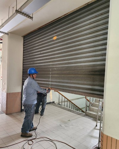 高雄傳統舊門改快速捲門, 高雄平板快速捲門安裝更換, 高雄快速鐵捲門安裝更換, 高雄傳統捲門安裝更換, 
                    高雄捲門故障維修, 高雄捲門維修費用, 高雄快速捲門維修